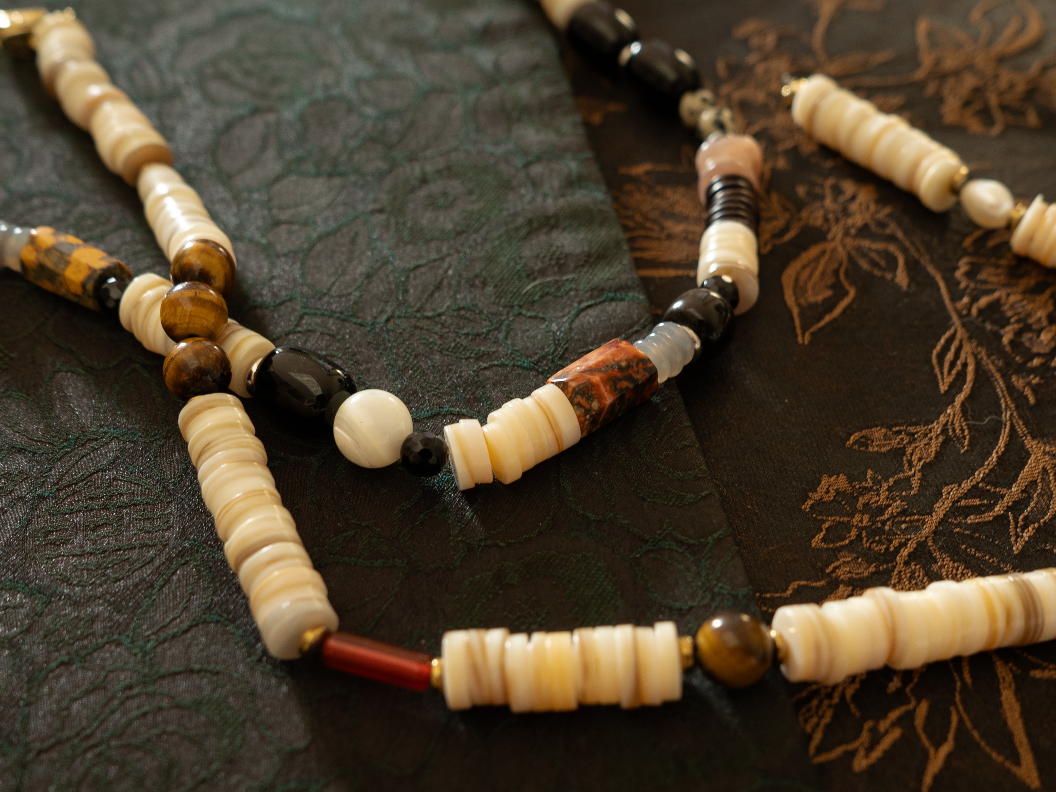 Black Pearl Station Necklace stone detail image 3 4 MAK08943.jpg