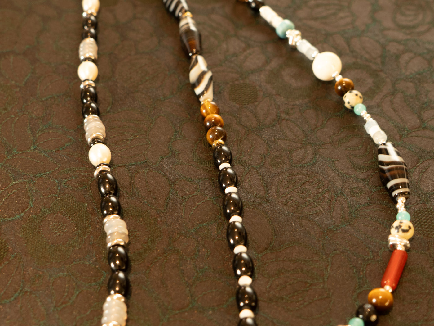 Mosaic Stone Necklace stone detail image 2 MAK09008.jpg