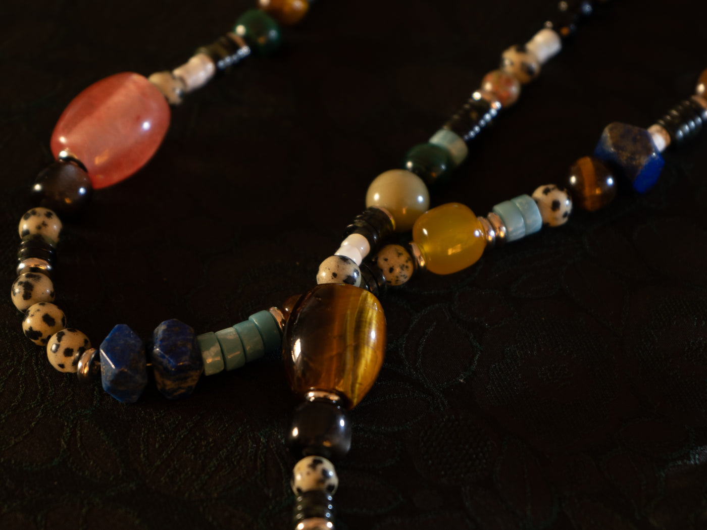 Confetti Stone Necklace stone detail image 1 MAK09054.jpg